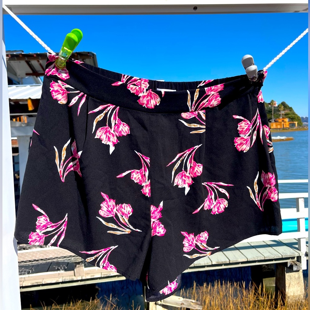Leith Floral shorts